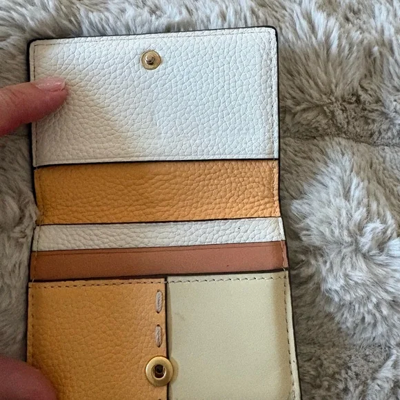 Tory Burch Two Tone Leather Card Wallet with Logo - Picture 2 of 5